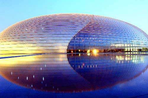 大多數(shù)國(guó)家仍普遍采用壽命達(dá)30-50年的鑄鐵井蓋。